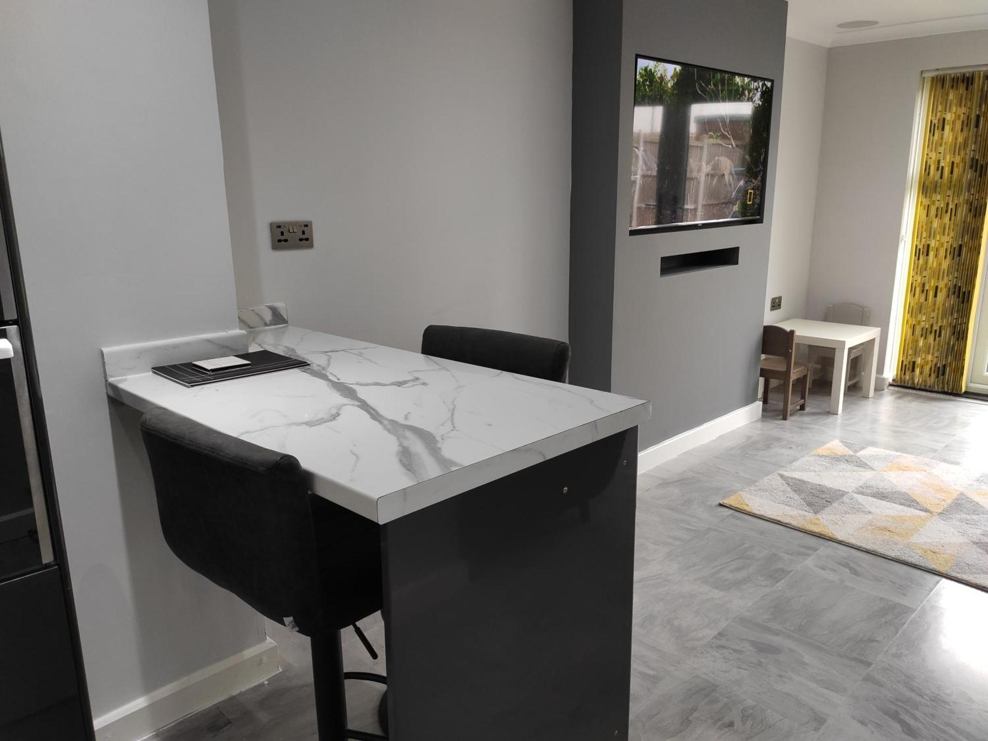 South Ockendon Elegant 3-Bedroom Home, Sleeps Up To 5 Guest. מראה חיצוני תמונה